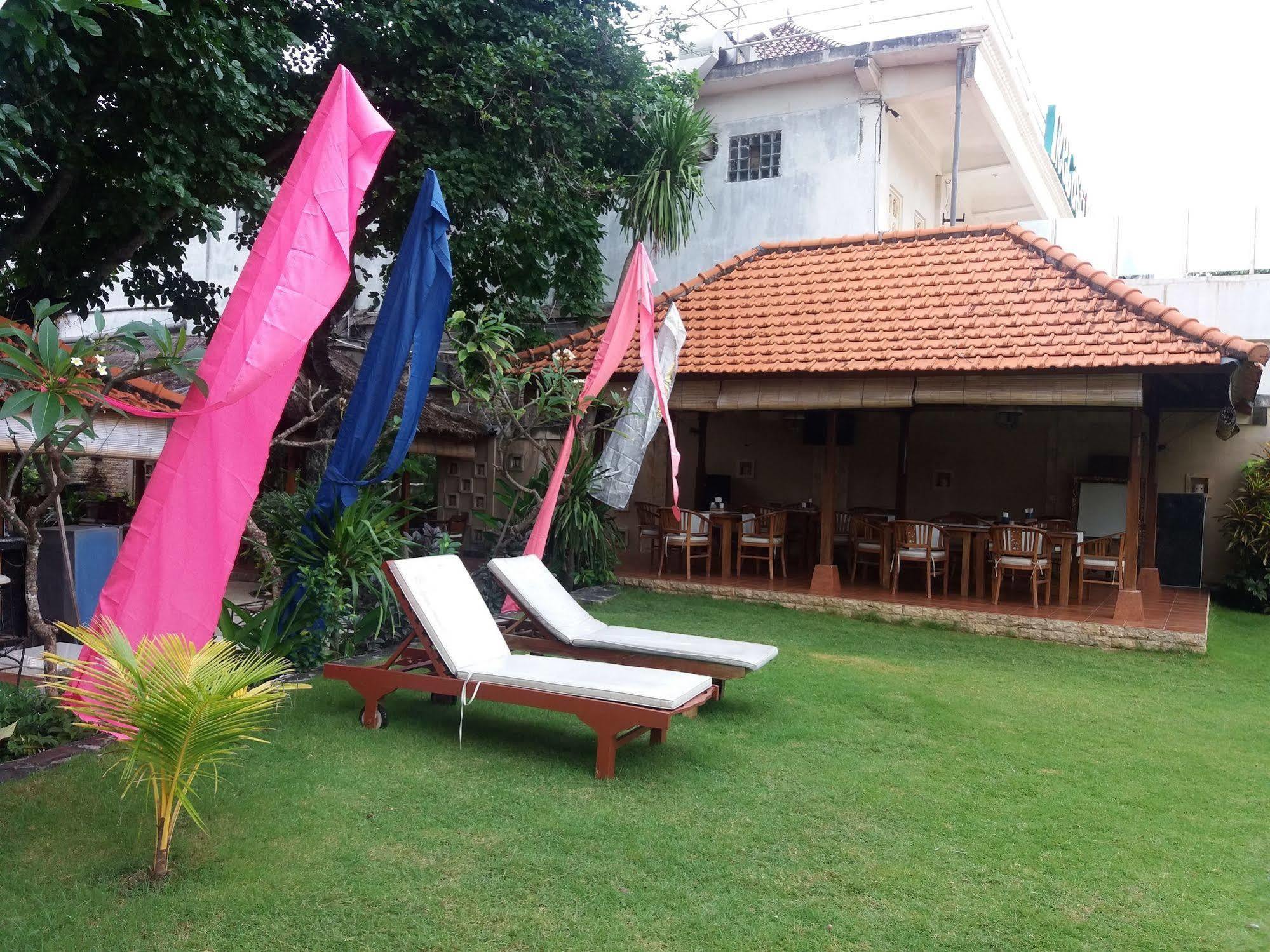 The Sari Beach Legian Exterior foto