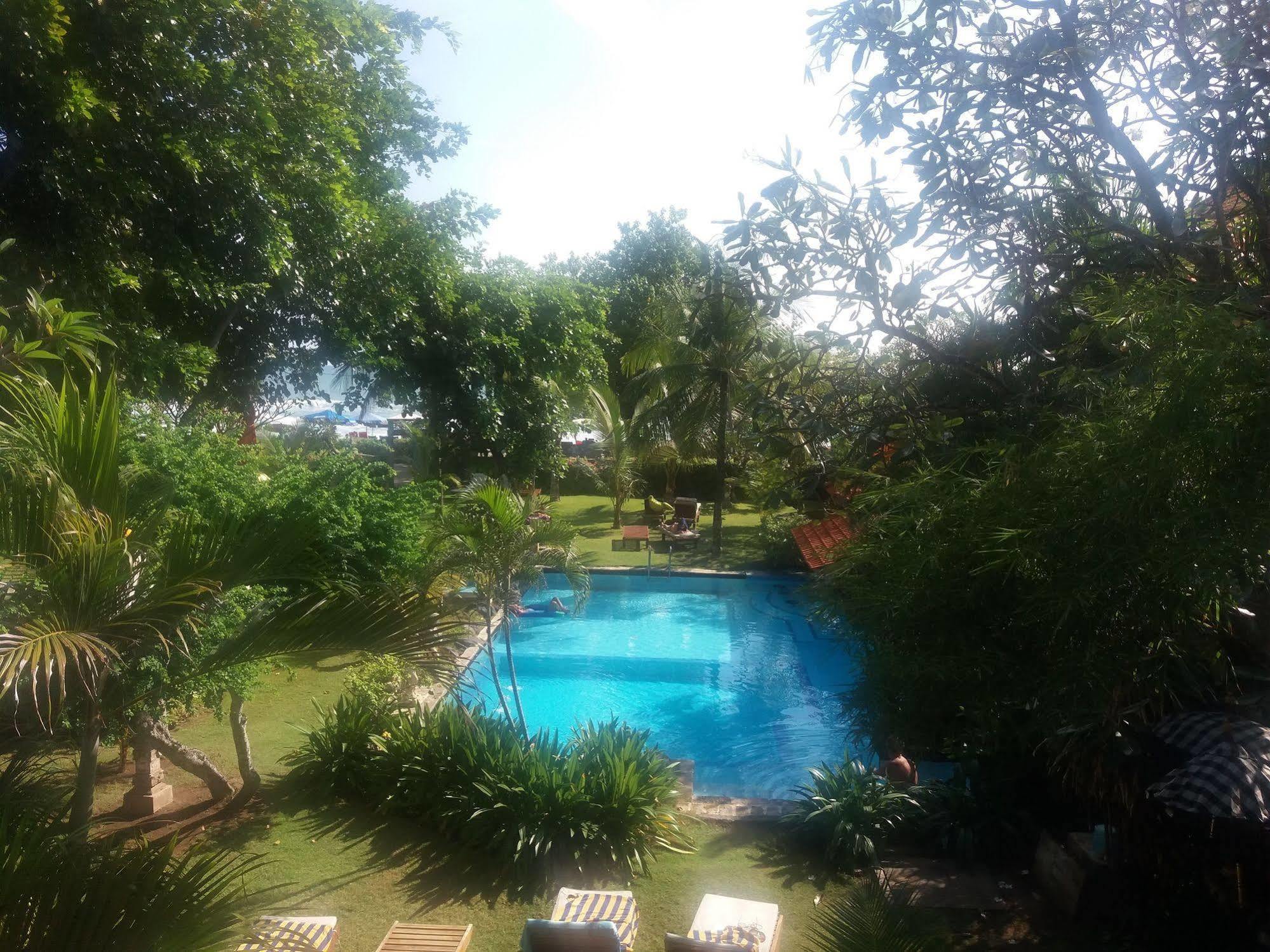 The Sari Beach Legian Exterior foto